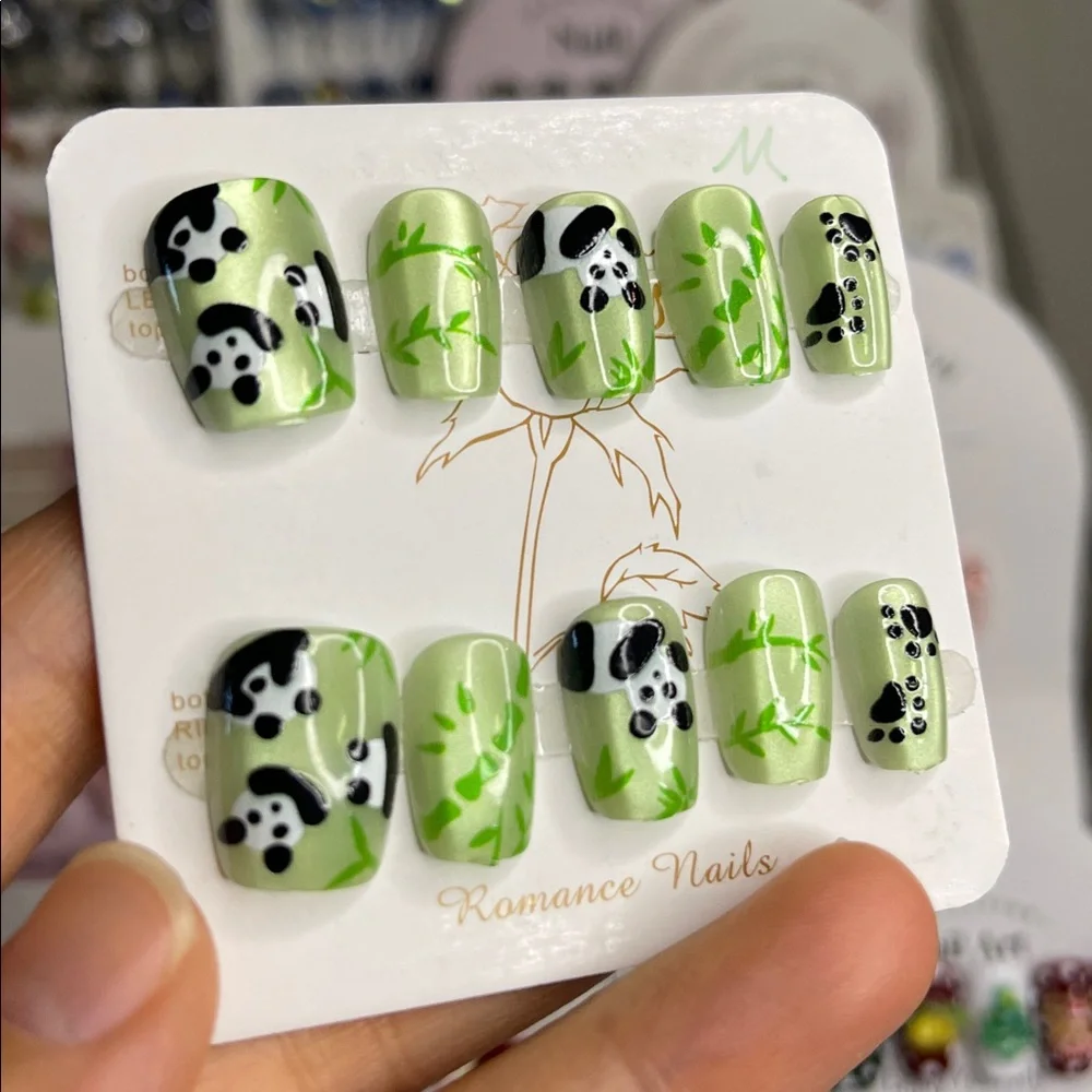 M size Panda Design Nail Set
